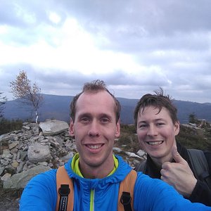 Radek na vrcholu Magurka Radziechowska (28.10.2020 13:53)