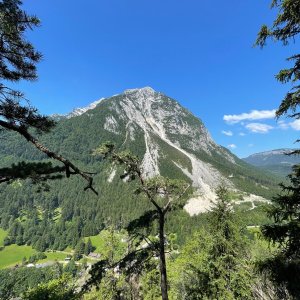 Jakub Fabry on the summit of Burgstallwand (25.6.2026 10:59)