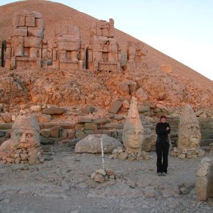 Magika na vrcholu Nemrut Dagi (26.9.2012 5:16)