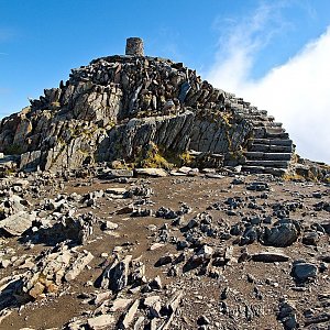 Martin Matějka on the summit of Snowdon (1.5.2013 11:06)
