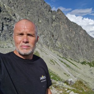 Rastislav Biarinec on the summit of Zbojnícka kopa (2.8.2025 16:16)