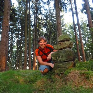 Iveta Válová on the summit of Malý Ovčí vrch (23.9.2024 17:30)