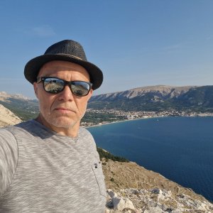 Rastislav Biarinec on the summit of Bag (1.8.2026 8:14)
