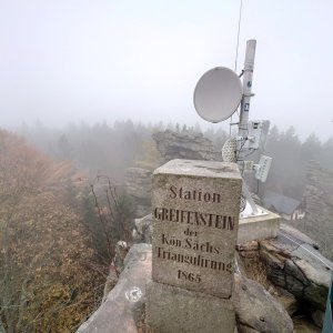 Nojby na vrcholu Aussichtsfelsen (6.11.2024 11:12)