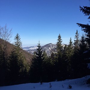 Adéla Elblová on the summit of Kněhyně (20.2.2021 10:10)