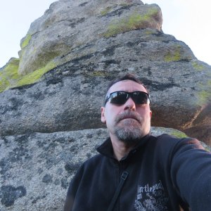Daniel Ledl on the summit of Koňský vrch (9.11.2024 15:00)