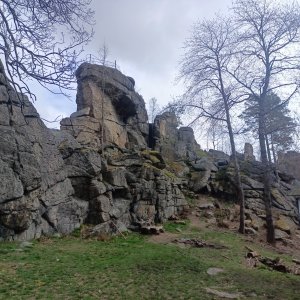 Petr Wendler on the summit of Ciemniak (6.4.2025 10:28)