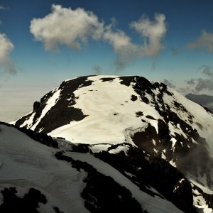 ThrasherVojti on the summit of Ras Ouanoukrim (6.4.2015 12:13)