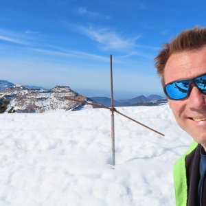 Divočák on the summit of Hoher First (22.2.2025 13:10)