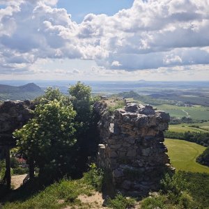 Martin Suchopár on the summit of Oltářík (7.6.2026 10:05)