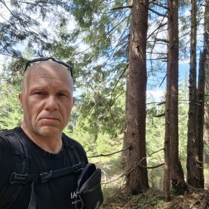 Rastislav Biarinec on the summit of Ostrý grúň (20.4.2025 12:32)