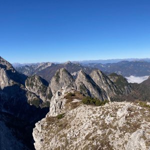 Tomáš Bublan na vrcholu Cima delle Cenge (11.11.2024 10:55)