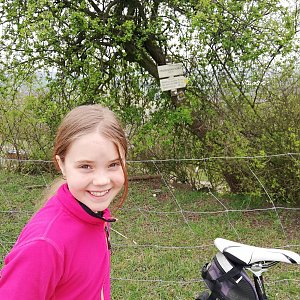 Ema Gazdová na vrcholu Přerovská hůra (1.5.2021 15:04)