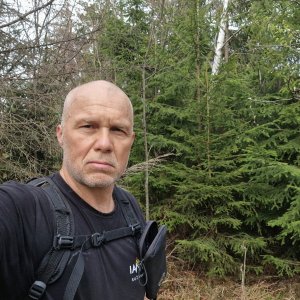 Rastislav Biarinec on the summit of Bugajová (22.4.2025 9:26)
