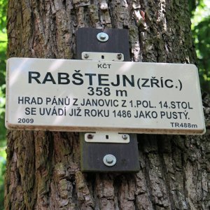 Radka D on the summit of Rabštejn (18.6.2021 11:47)