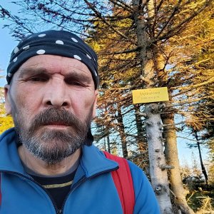 Jaroslav Flidr on the summit of Modralová (20.5.2025 18:05)