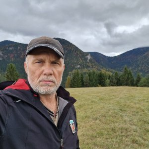 Rastislav Biarinec on the summit of Hulín (25.10.2025 14:36)