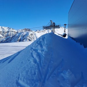 Roman Skácel on the summit of Monte Sponda (4.2.2025 9:59)