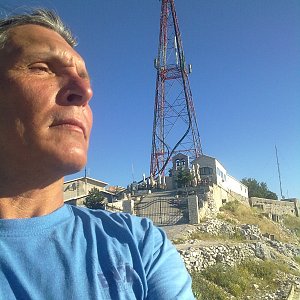 Jaroslav Hrabuška na vrcholu Pantokrator (19.6.2012 8:00)