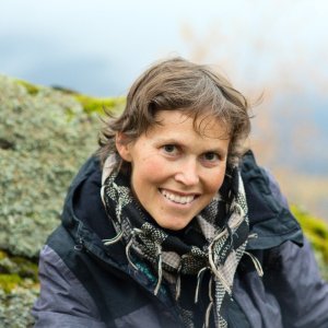 Iveta Válová on the summit of Ostrý (10.11.2025 17:00)