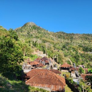 Jirka Hruška na vrcholu Bukit Sega (28.9.2024 7:01)