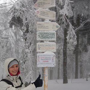 Aneta Gabzdylová na vrcholu Čertův mlýn (7.2.2020 11:21)