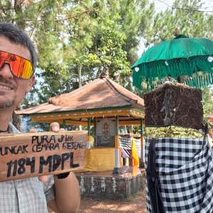 Jirka Hruška na vrcholu Gunung Cemara Geseng (14.9.2026 13:59)