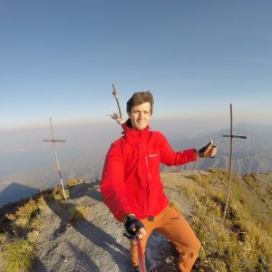 Jirka Hruška on the summit of Keli Inerie (23.9.2014 6:54)