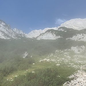 Alexandr Starý on the summit of Grimming (9.8.2022 13:00)