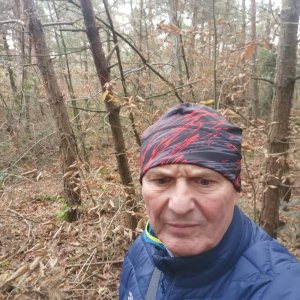 Jirka Valda on the summit of Zlechovský vrch (29.11.2024 14:26)