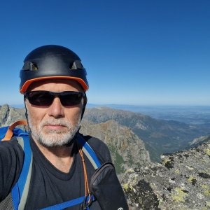 Rastislav Biarinec on the summit of Lučivnianska veža (21.9.2025 10:39)