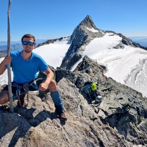 Jiří Králík na vrcholu Annakogel (19.9.2025 12:49)