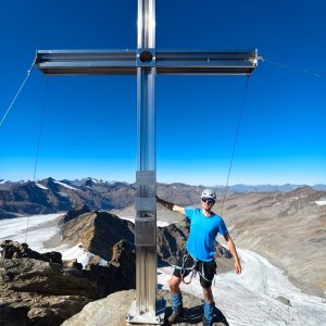 Jiří Králík na vrcholu Hochwilde Nordgipfel (19.9.2025 15:02)