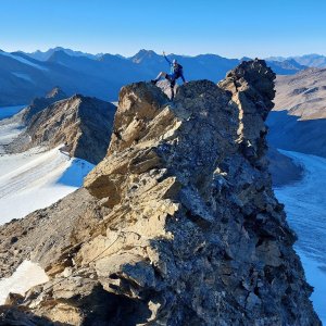 Jiří Králík na vrcholu Hochwilde Nordgipfel (19.9.2025 17:49)