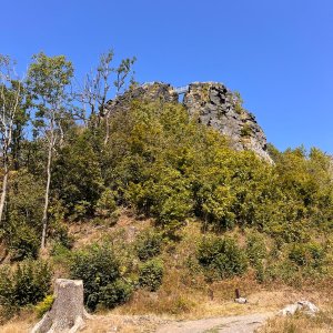 Betička na vrcholu Tolštejn (13.8.2026 13:50)