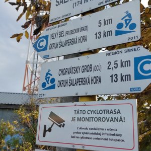 Mykas on the summit of Šalaperská hora (26.10.2025 15:51)