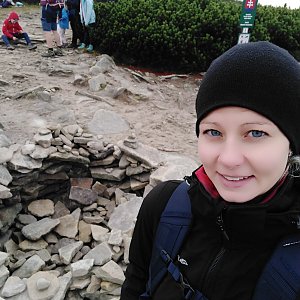 Kačička na vrcholu Góra Pięciu Kopców (25.9.2021 9:24)