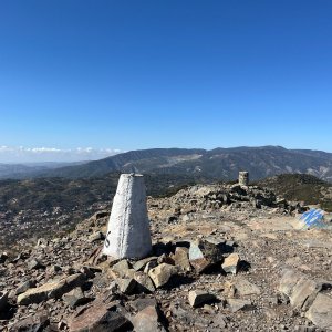 Radka D on the summit of Adelphoí (19.10.2025 10:45)