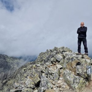 Rastislav Biarinec on the summit of Pyšný štít (5.7.2024 12:38)