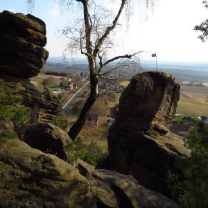 Iveta Válová on the summit of Dědovy kameny (28.3.2022)