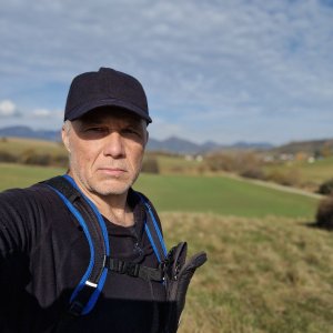 Rastislav Biarinec on the summit of Mound (2.11.2025 11:25)