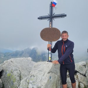 Daniel Orgoník na vrcholu Slavkovský štít (9.8.2025 1:59)