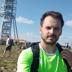 Martin Palin na vrcholu Králický Sněžník (13.8.2021 16:06)