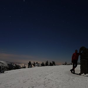 Jan Šafařík na vrcholu Králický Sněžník (16.2.2019 20:18)