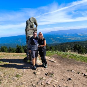 Pavel a Kateřina Marenčákovi on the summit of Králický Sněžník (26.9.2026 12:48)
