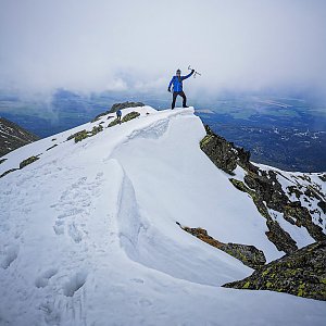 Jiří Králík on the summit of Tupá (14.5.2023 11:18)
