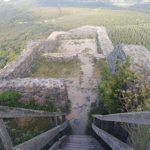 Jozef Farkaš on the summit of Salgó Castle (4.8.2018)