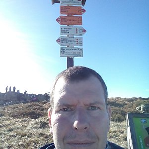 Michal Krčmář na vrcholu Keprník (20.10.2019 14:25)