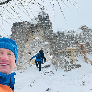 CERF1971 na vrcholu Vršatec (29.1.2022 9:58)