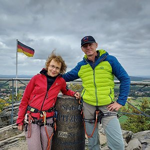Jar Faldy on the summit of Oderwitzer Spitzberg (16.10.2021 15:37)